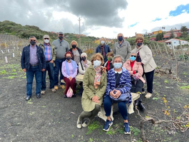 TERCER GRUPO EN VISITAR LA FINCA MOCANAL Y BODEGA SAN JUAN., foto 8