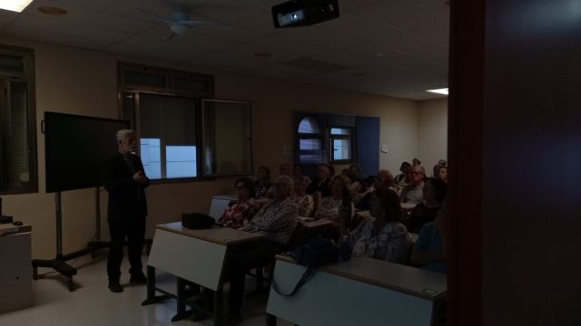 CONFERENCIAS . NAVIDAD CON ABRAZOS, foto 5
