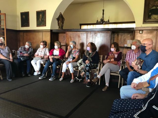ENCUENTRO DE AUTOCONOCIMIENTO: » REENFOCAR NUESTRA VIDA A PARTIR DEL MOMENTO ACTUAL «, foto 9