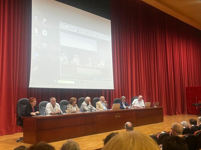 XXII JORNADAS DE ASOCIACIONES UNIVERSITARIAS ORGANIZADAS POR ADAYEUS EN A CORUÑA., foto 4